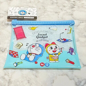 3/$20 🌸 Doraemon Zip Bag